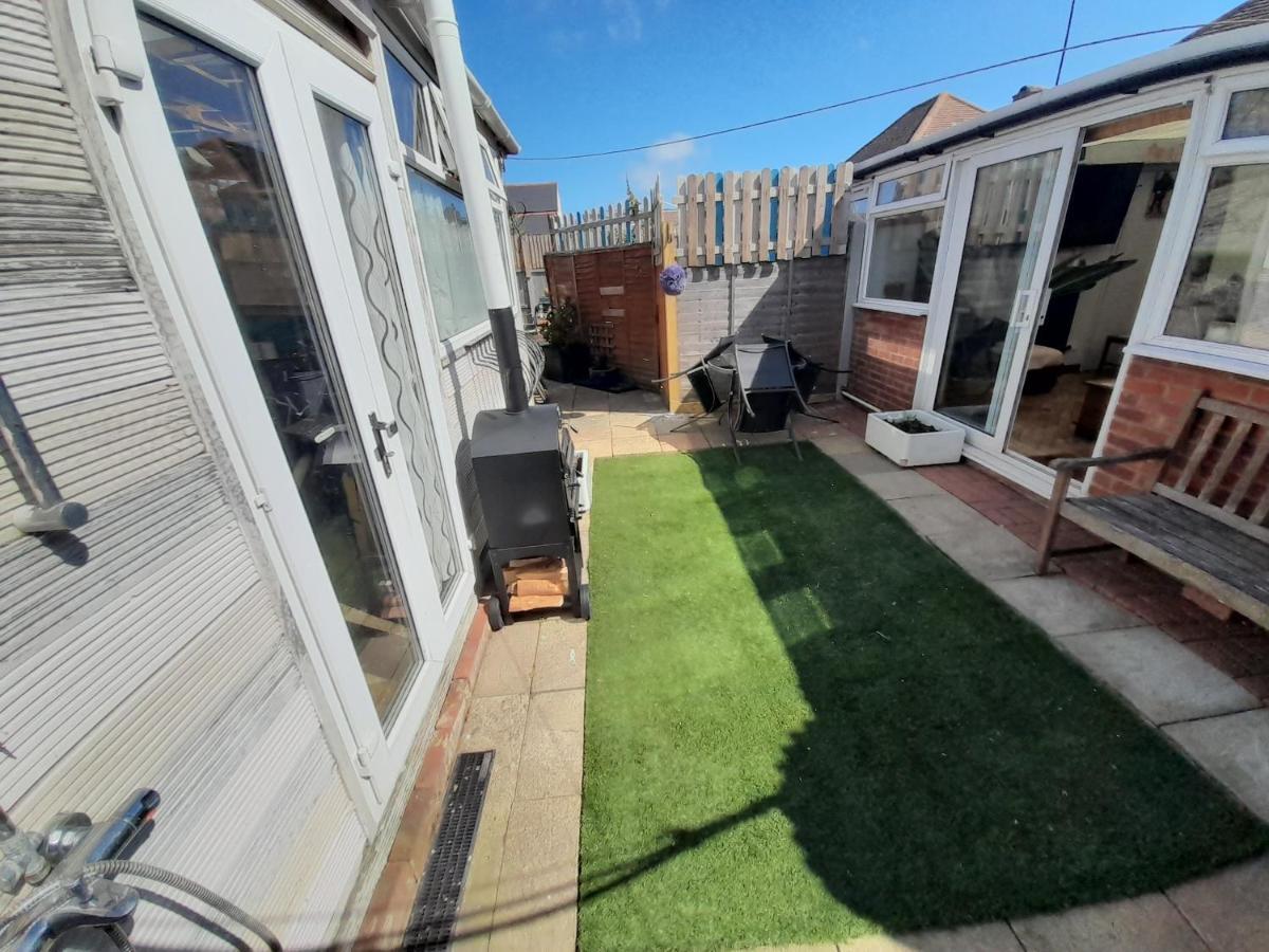 The Homestay Get Away Margate Esterno foto