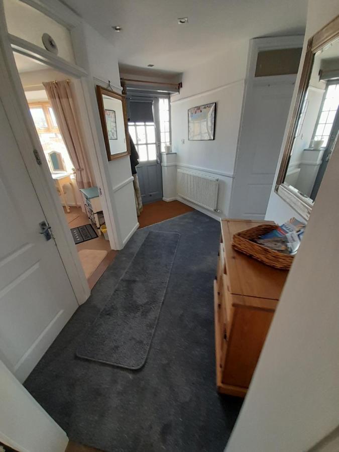 The Homestay Get Away Margate Esterno foto